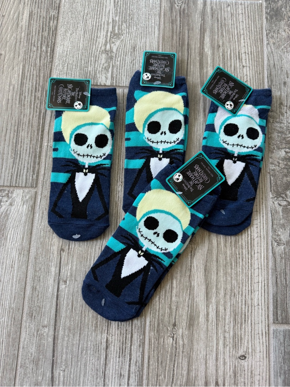 Four pairs Disney novelty Nightmare before Christmas ankle socks shoe size 4-10